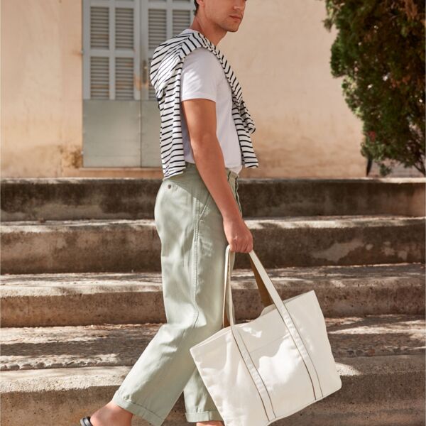 Courtside Large Tote Thumbnail